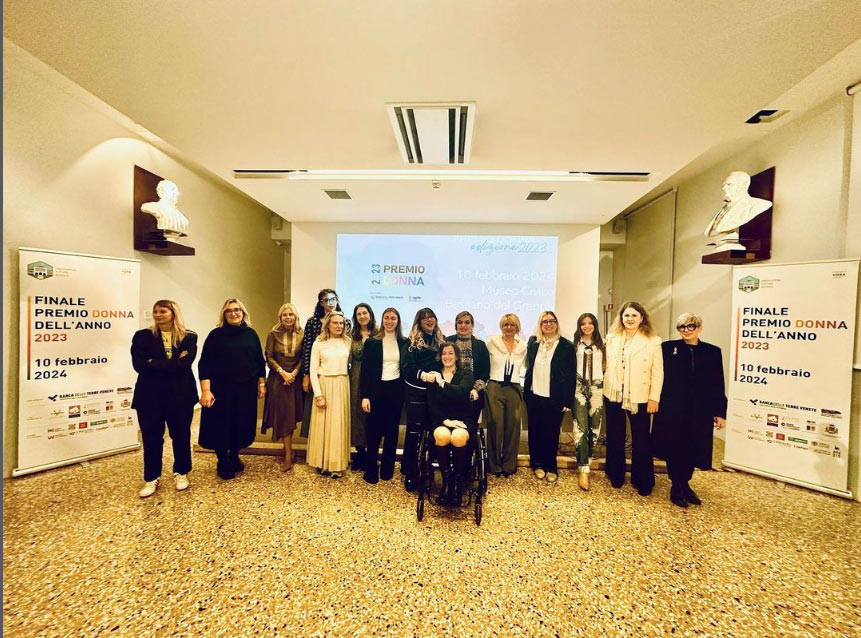 premio donna 2023 bassano foto di gruppo